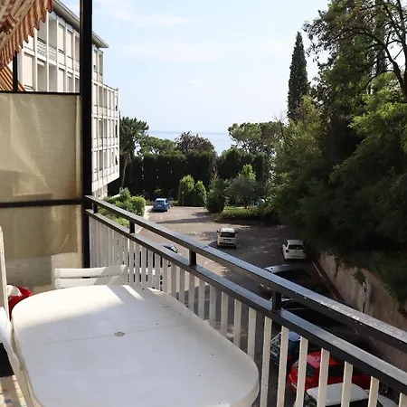 Monika 208 Garda (Verona)